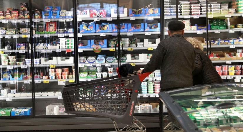 Itt a húsvéti hosszú hétvége, mutatjuk, mikor lesznek nyitva a boltok