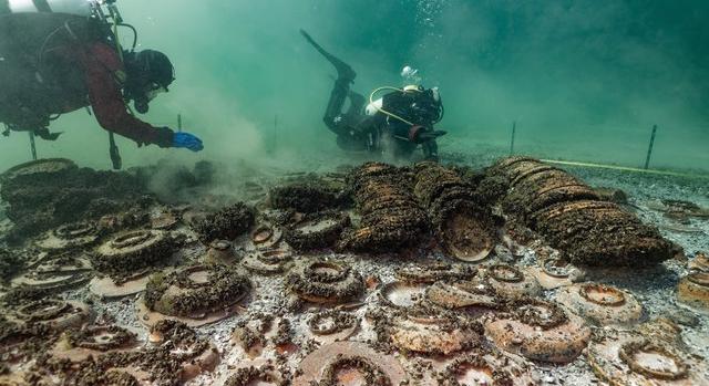 Kivételes római hajórakományt tártak fel egy svájci tó mélyén