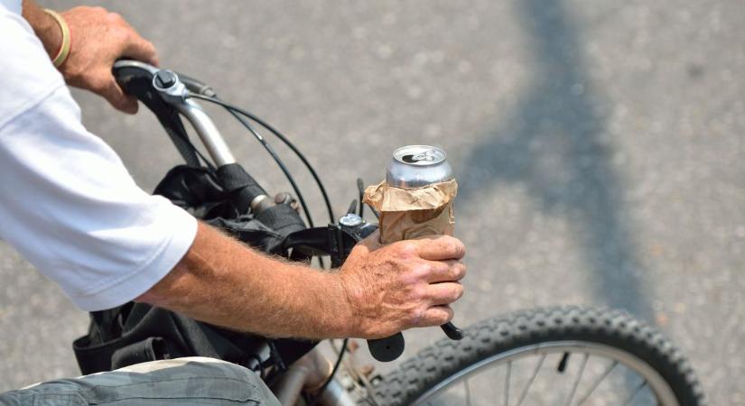 Húsvéti figyelmeztetés: kevesen tudják, hogy az ittas biciklizésért is súlyos büntetés járhat
