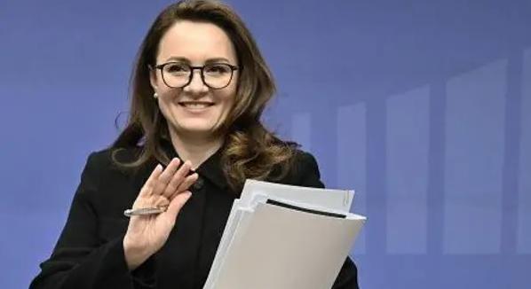 Ukrajnában a munkaképes lakosság kevesebb mint fele dolgozik – Szviridenko