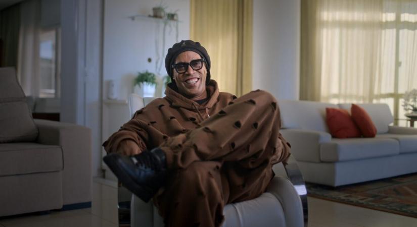A világ tetejéről a paraguayi börtönbe: Jön a Netflixen a Ronaldinho életét bemutató sorozat