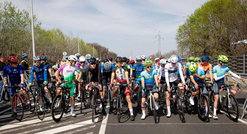 Sikeresen lezajlott Debrecenben az Országúti Kerékpár Diákolimpia