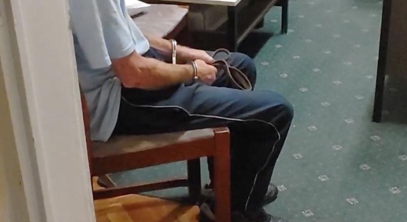 Debrecenben ítélik el a csákánynyeles gyilkost