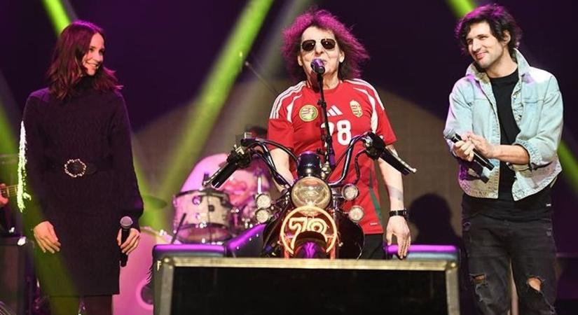 Ingyenes Demjén Ferenc koncert Fehérváron, miközben kiderült, akár itt is lakhat a következő milliárdos!