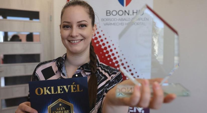 Átvette az Év embere díjat László Evelin - fotókkal, videóval