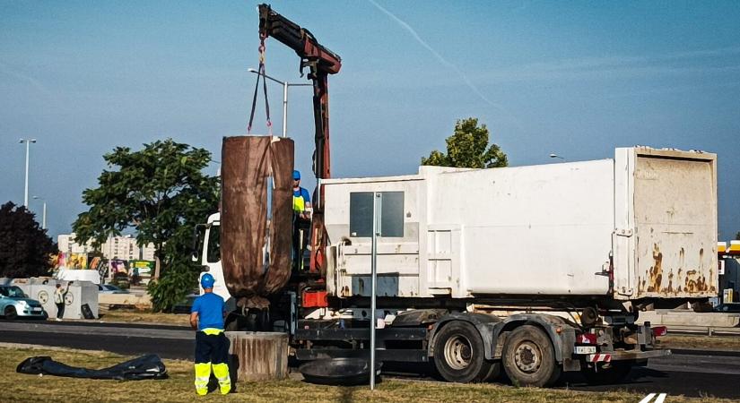 400 elefánt a magyar autópályák mellett