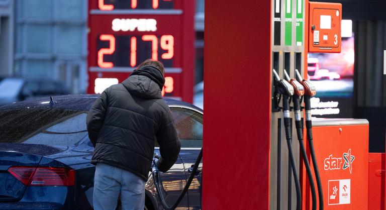 Rekordmagas dízelár Németországban, nem jelentett megoldást a kormány intézkedése