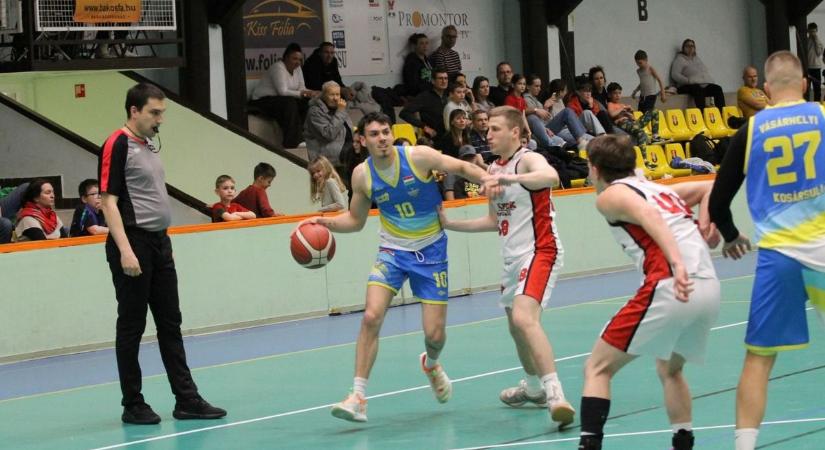 A győzelem is kevés lett volna a rájátszáshoz a Kosársulinak