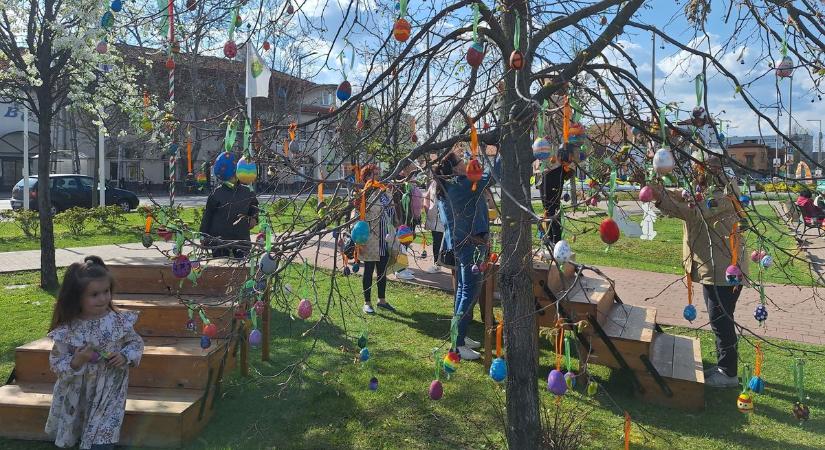 Húsvét Kisteleken: nyuszik, kalács és családi programok tették különlegessé a napot