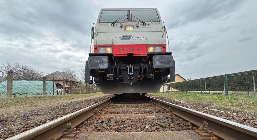 Kiderült, kit gázolt el a gyöngyösi vonat