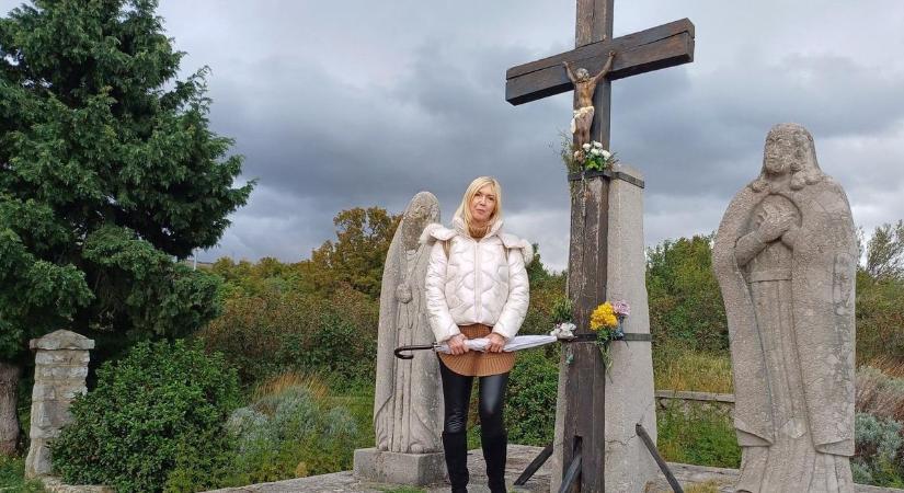 A hit megőrzi az emlékeket, ezért lélek-kapaszkodó