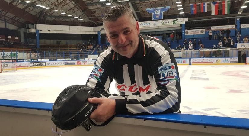 A magyar bíró szelfije Leninnel (videó)