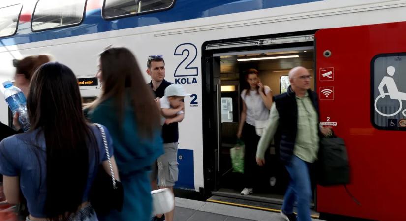 A szerbek biztonságosnak és kiválónak minősítették a Szabadka-Szeged vasútvonalat, másnap kisiklott rajta egy vonat