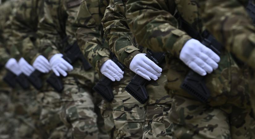 Vezérkari főnök: a honvédségnek nincs ellenzéke