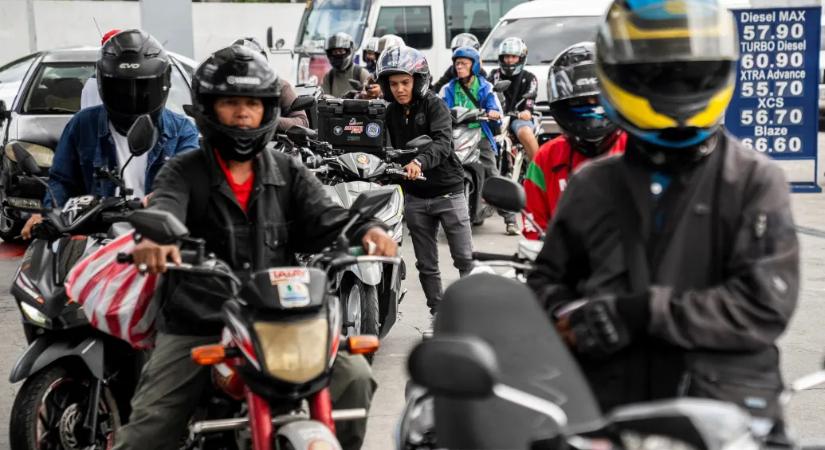 Kötelező rövid ujjú ing, gyors zuhany, gigasorok a benzinkutaknál – az egész világ nyögi majd az iráni háború hatásait