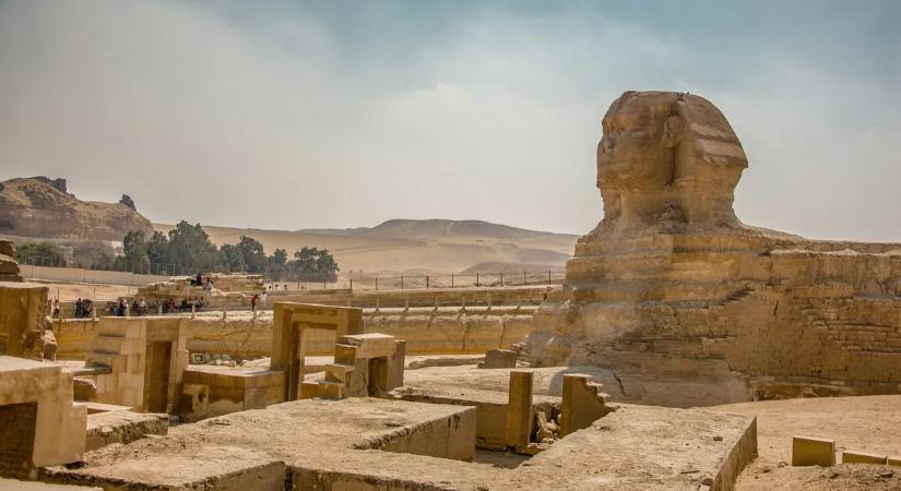Második Szfinxet rejthet a gízai fennsík