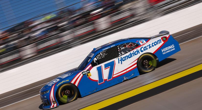 Az újonc Corey Day szerezte meg a pole-t a NASCAR O’Reilly rockinghami időmérőjén