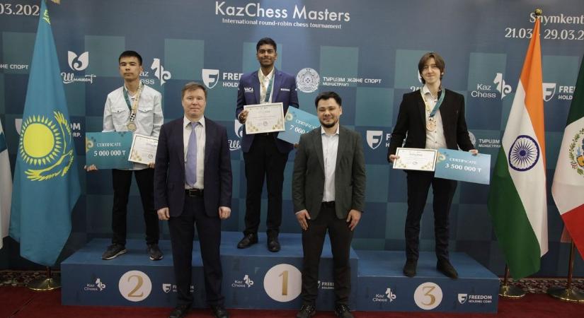 Gledura Benjamin 2,4 millió forintot nyert Kazahsztában