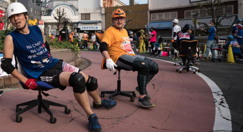 A Formula–1-nél is szórakoztatóbb a japánok irodaszékes versenye