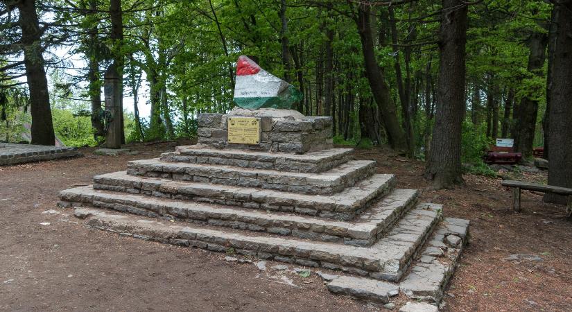 Az oroszok miatt át kellett írni a magyar iskolai tankönyveket, egyetlen szám változott meg azonnal