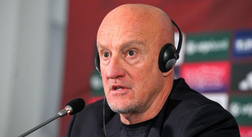 Iparosok a futballpályán