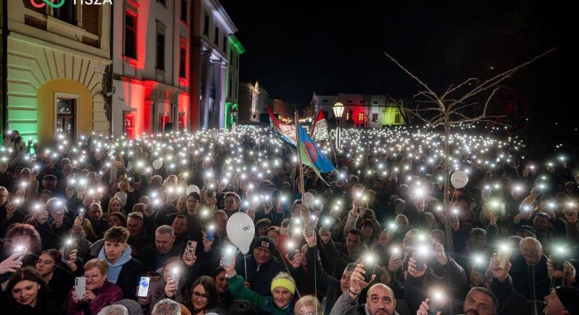 Ismét Egerbe érkezik Magyar Péter