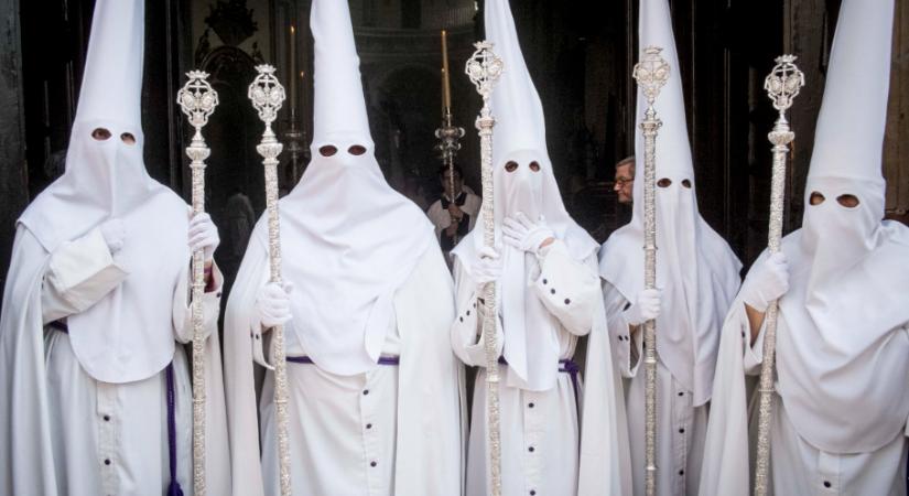 7 furcsa húséti szokás a nagyvilágból az edényhajigálástól a vesszőzésig