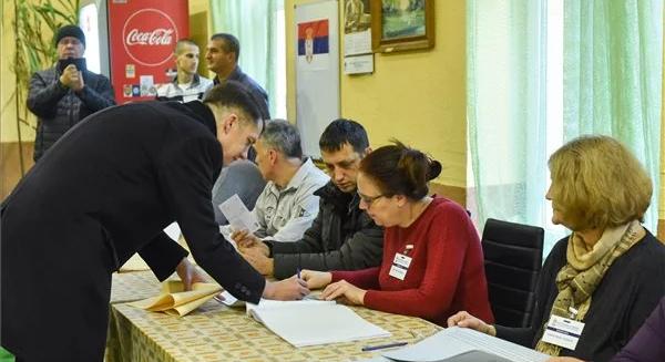 Választás 2026 - Az utolsó napon még több ezren jelentkeztek át