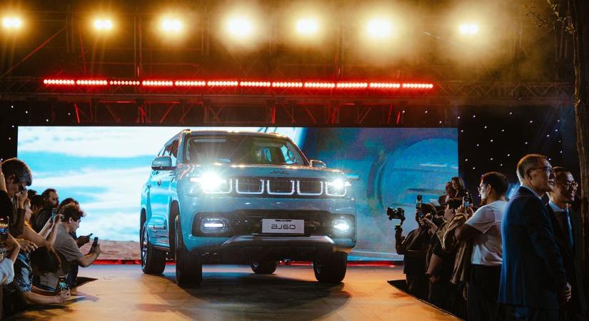 Ezzel minden megváltozik: új kínai autómárka jelentette be, hogy Magyarországon folytatja, ilyen modelleket gyárt – indulhat a verseny