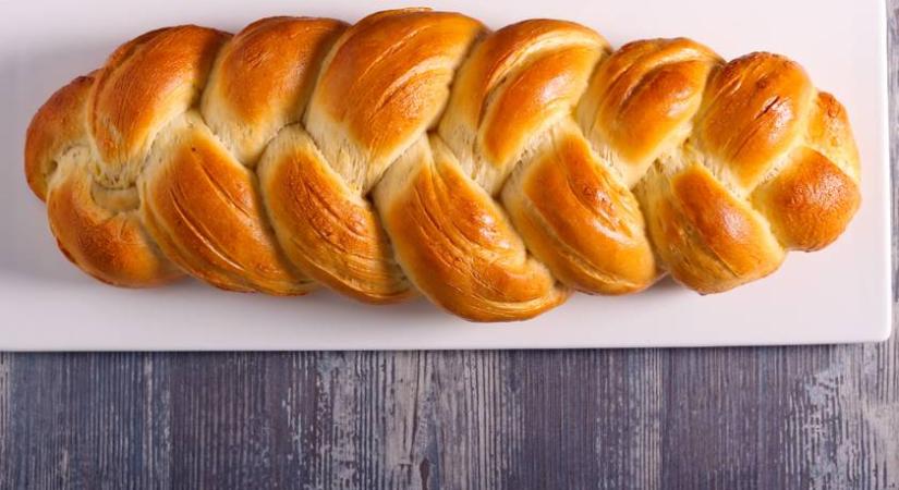 Így készíthetsz húsvéti sós kalácsot: a legfinomabb ünnepi reggeli