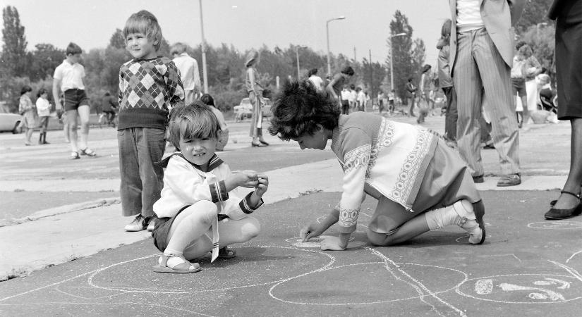 Makó Ágnes: Jobb híján