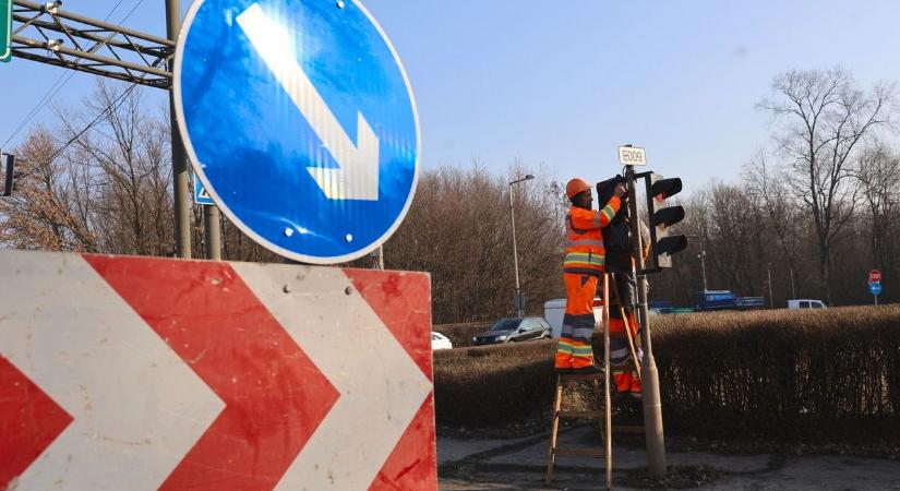Változik a közlekedés Debrecenben: több busz is terelőútvonalon közlekedik napokon át