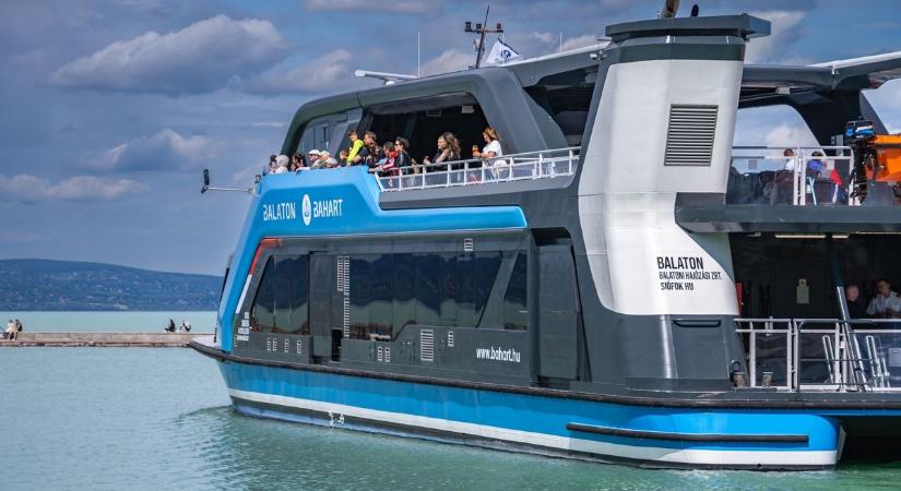 Húsvéti hajózás a Balatonon: menetrend, sétahajók és kedvezmények egy helyen