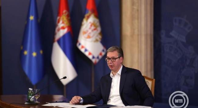 Szerb elnök: Komoly döntésekre van szükség