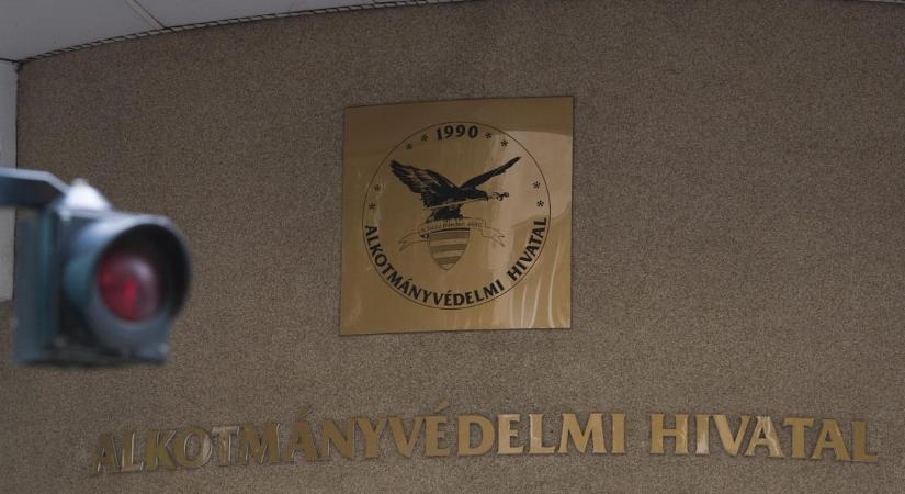 „Tisztelt Kollégák! Küldöm a heti MP-s információkat” - az Alkotmányvédelmi Hivatal lehallgatott egy üzletembert, aki kapcsolatban állt a Tisza Párttal