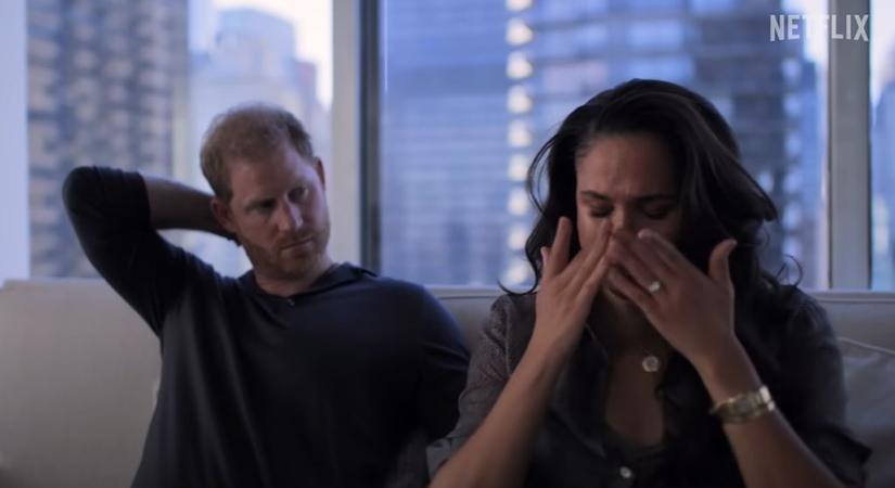 Ebből hatalmas botrány lesz, Harry herceg lebukott: flörtölös üzeneteket küldött egy újságírónőnek