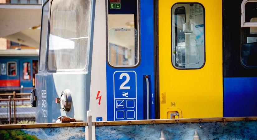 Ha ezt a vonatot látod Hajdú-Biharban, ne szállj fel rá! Mutatjuk, mit kell róla tudni!