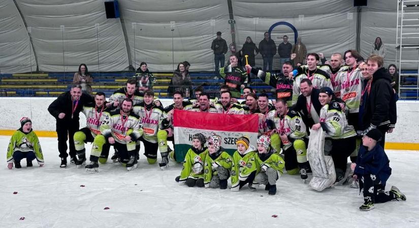 Hullámzó meccsen szerzett érmet a szegedi hokicsapat