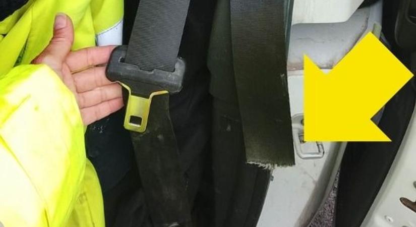 „Elrágta a patkány” - különös sztorival próbálkozott az autópályán megállított sofőr