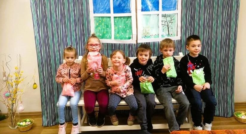 Kézműveskedtek, tojásfát díszítettek – ilyen volt a kemeneskápolnai húsvétváró délelőtt