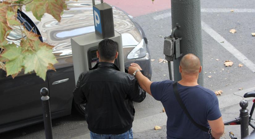 Itt a szigorú felszólítás: nézzen tükörbe, és úgy döntsön a jövő héten!