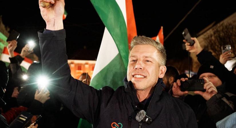 Magyar Péter most kárörvendhet: Zelenszkij kivár a magyar választásokig, az olajstoppal a Tisza malmára hajtja a vizet