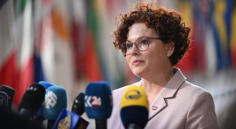 „Vegyen fel egy kabátot” – felháborodást keltettek a kormány spórolási tanácsai Ausztriában