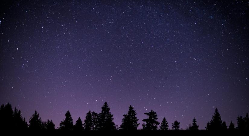 Különleges égi csoda tűnik fel a Nap mellett
