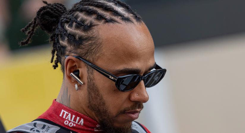 Most kiderült: két aranyszabályát is felrúgta Lewis Hamilton kedvéért a szerelme