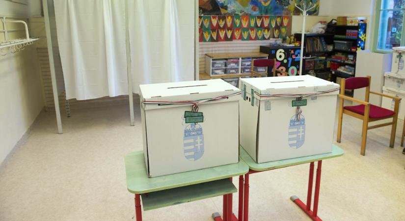 Választási csalásra készülnek Szentendrén? Mozgóurna igénylés miatt hivogatják az időseket