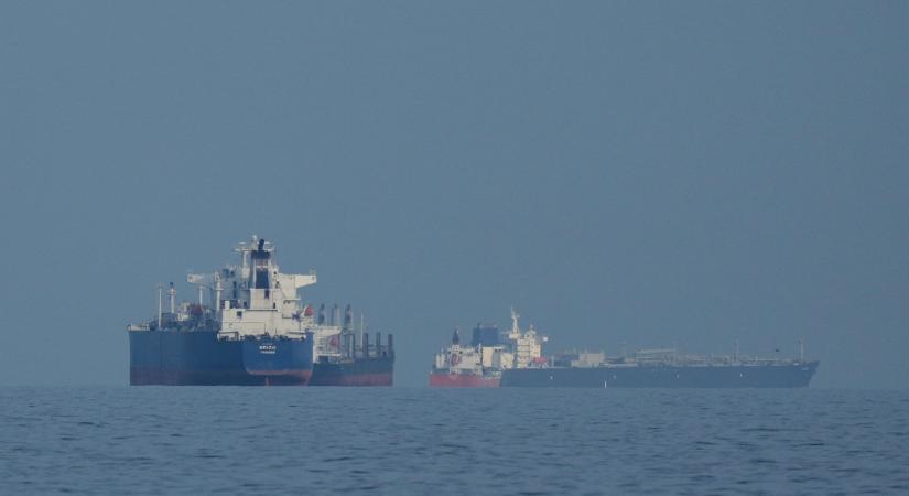 Megindultak a tankerek a Hormuzi-szoroson keresztül