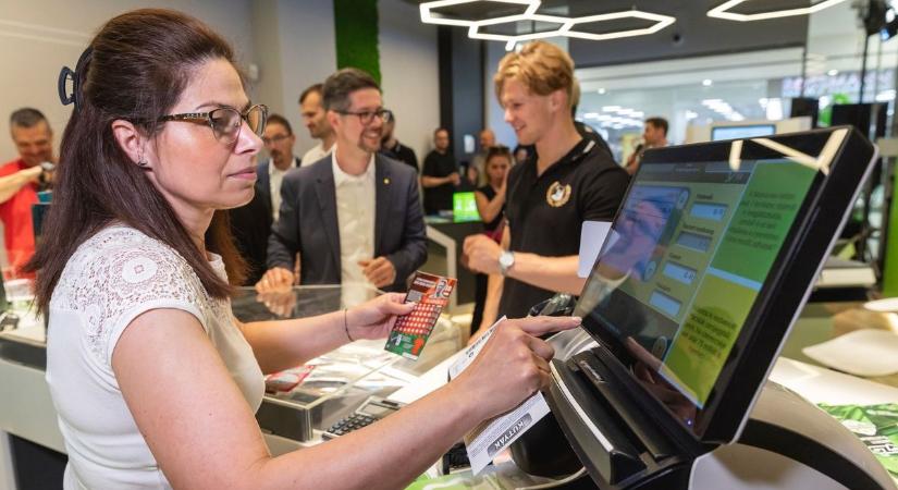 Úgy nyerhet százmilliókat, ha egyetlen számot sem talál el – letarolja a lottózókat az új szerencsejáték