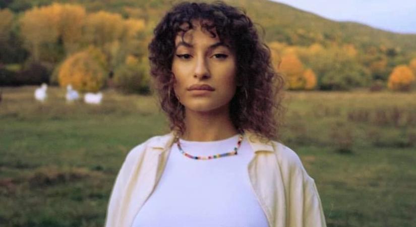 Ez minden tekintetet vonz: brutál dekoltázst villantott Dárdai Blanka