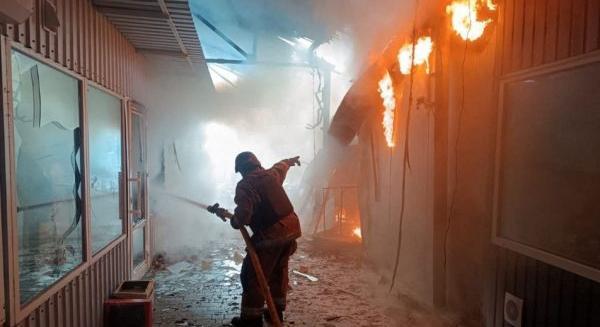 Öt embert öltek meg az orosz drónok egy piacon Ukrajnában